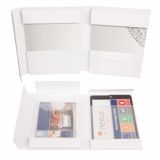 Ordnerbox mit zwei  transparente Taschen oder Kartontaschen 